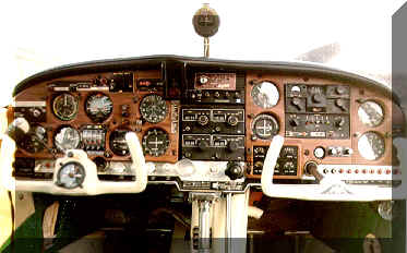 panel.JPG (79522 bytes)